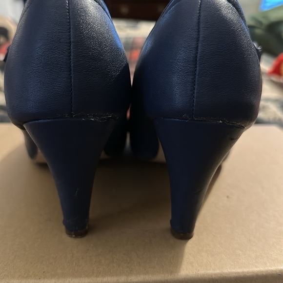 Chase and Chloe navy pumps.  Size 9
Cute details cut out. Buckle closure - Picture 4 of 6